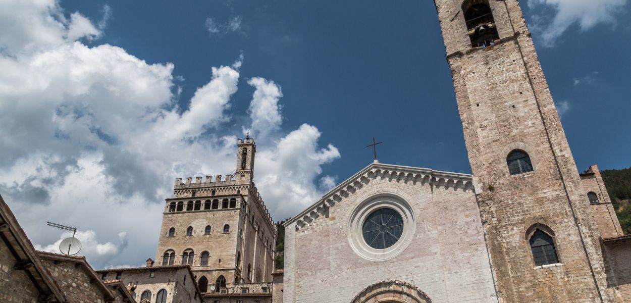 La Chiesa di San Giovanni Battista, una delle più belle e iconiche della città di Gubbio, tra le location della celebre serie Don Matteo